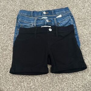 Little girl short bundle